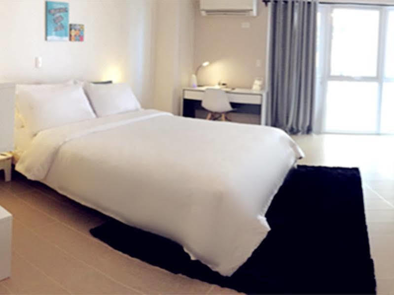 Maxstays - Max Style @ The Venice Residences Тагиг Экстерьер фото